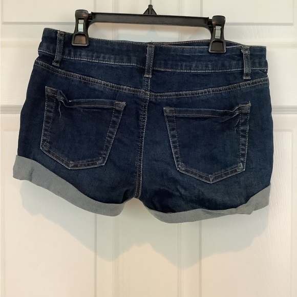 SO Jean shorts - Picture 2 of 8